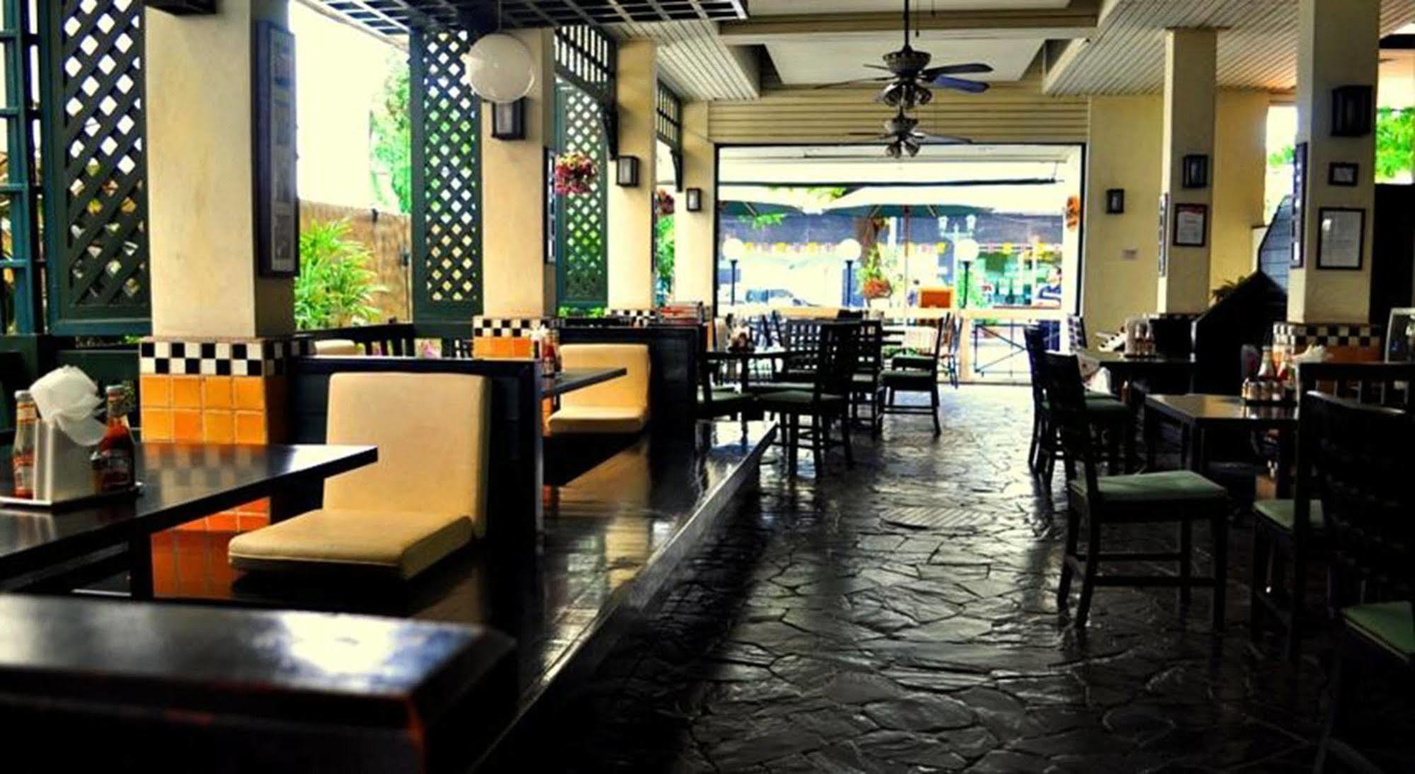 Mad Monkey Hostel Bangkok Luaran gambar