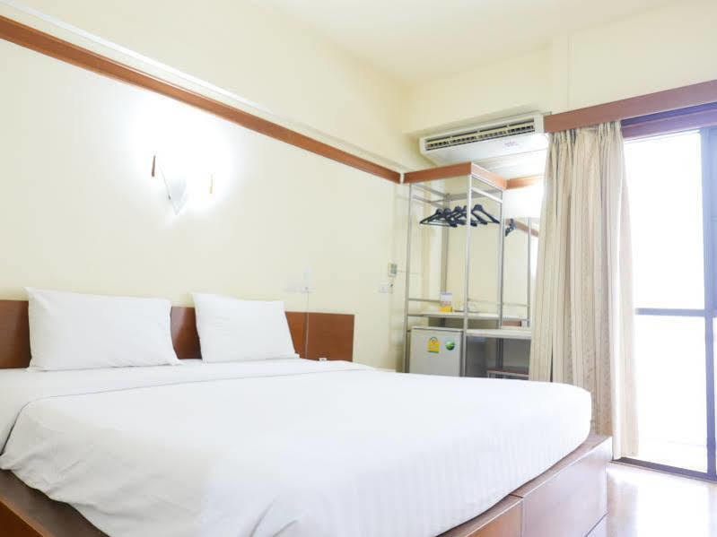 Mad Monkey Hostel Bangkok Luaran gambar