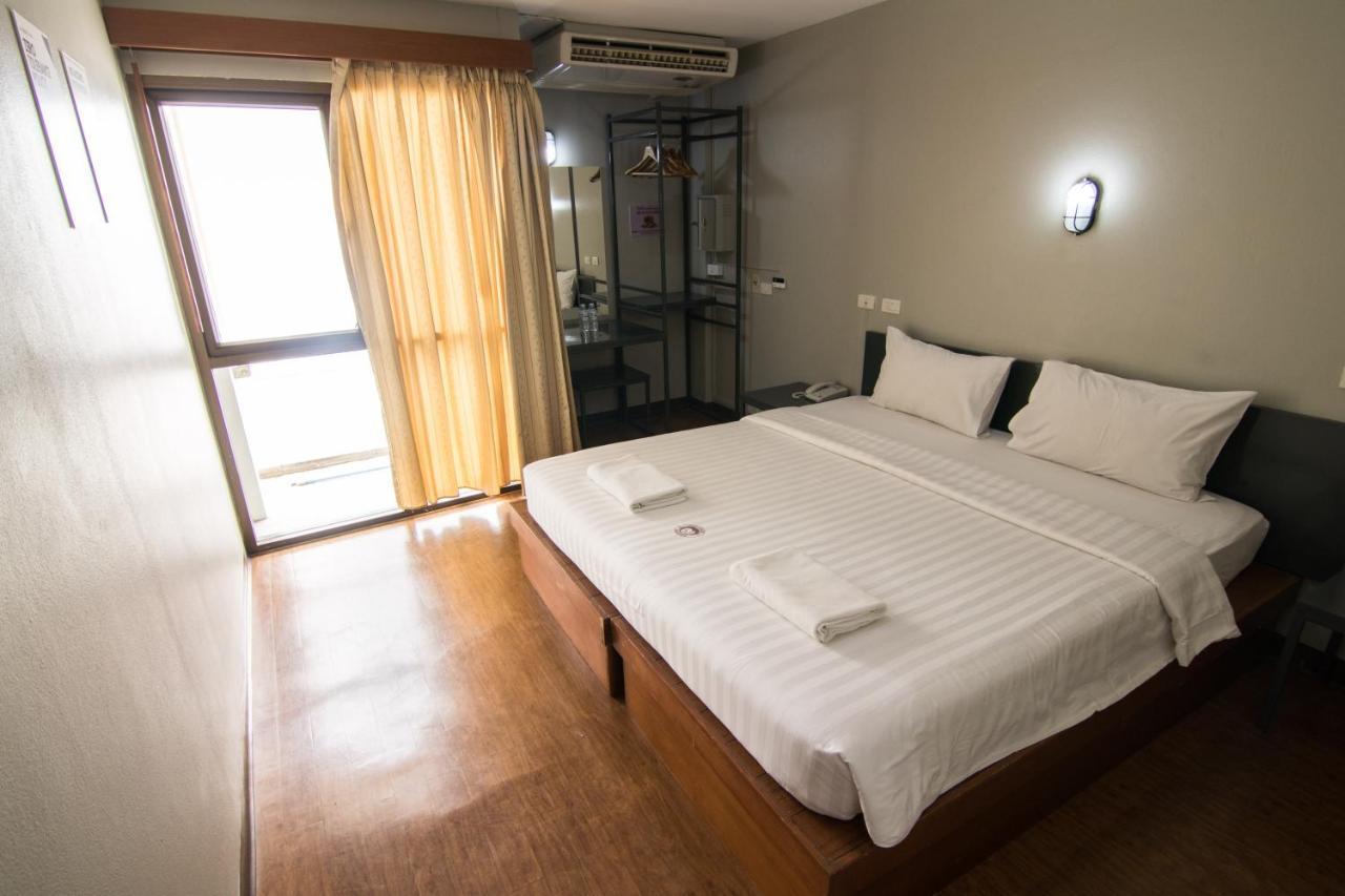Mad Monkey Hostel Bangkok Luaran gambar